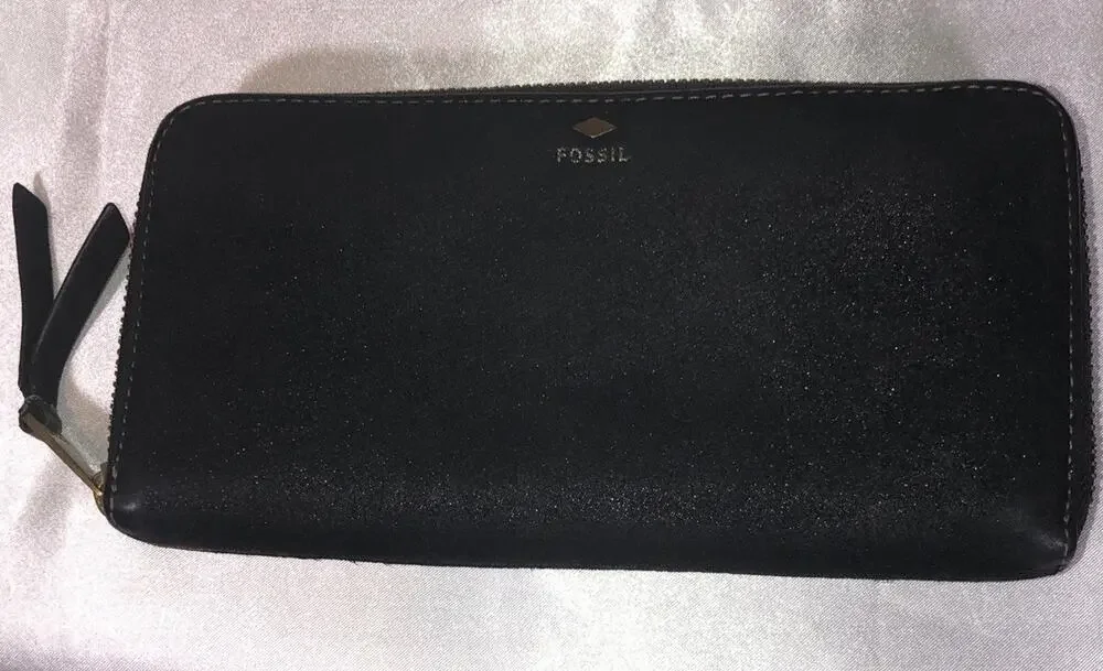 Fossil Wallet Cowhide Leather Zip Around Black 12 Credit Card Slots 7.5